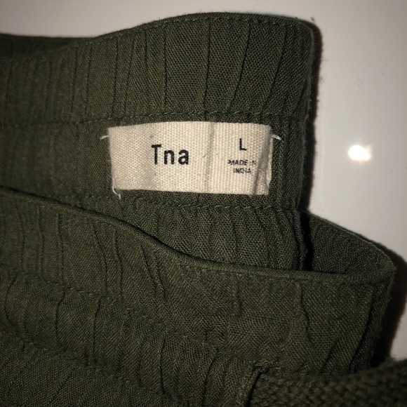 TNA SHORTS - Picture 3 of 3